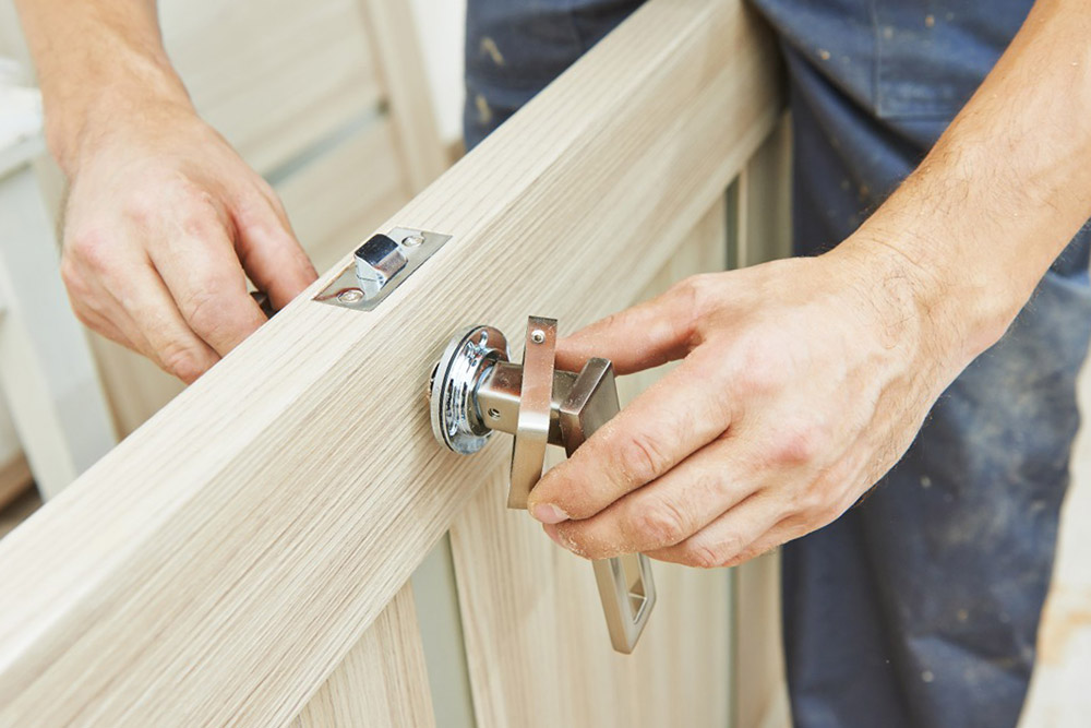 Instructions for repairing interior doors with your own hands